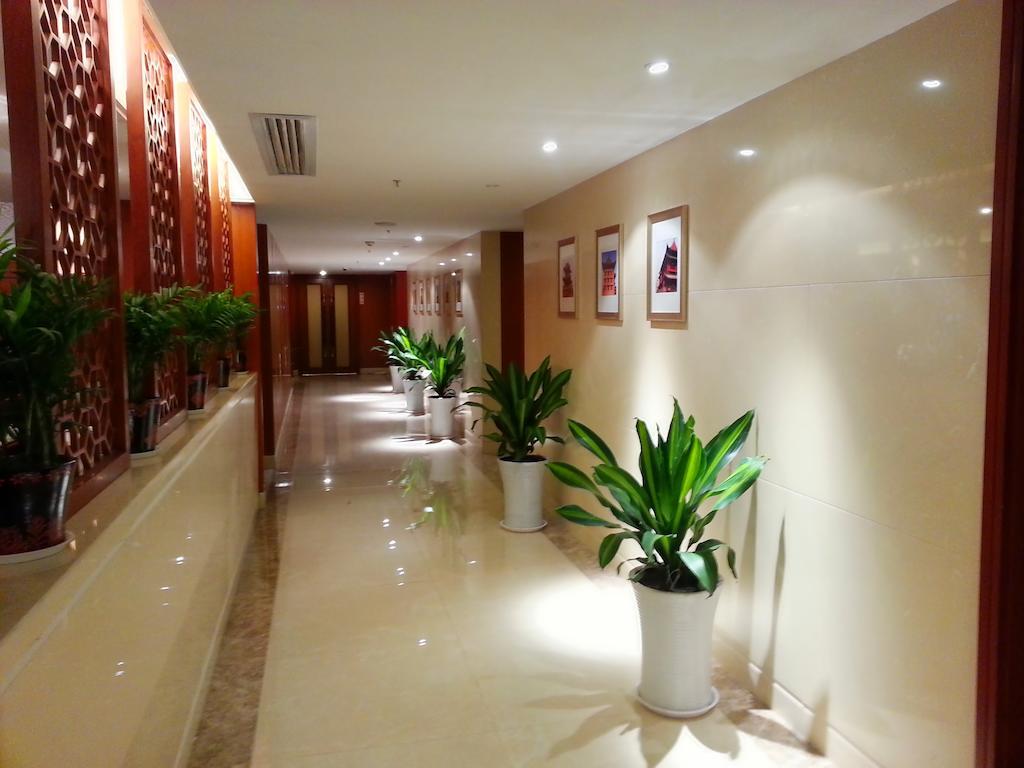 Xi'An Qu Jiang Yin Zuo Hotel Exterior photo