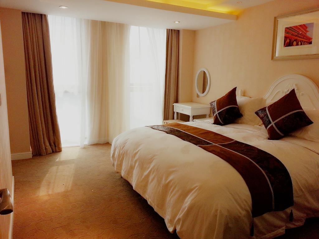 Xi'An Qu Jiang Yin Zuo Hotel Exterior photo